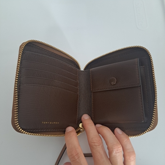 Tory Burch T Monogram Leather Bi-fold wallet Moose - Picture 5 of 7